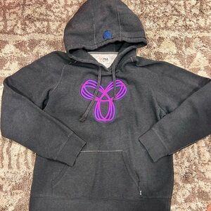 TNA hoodie size XL